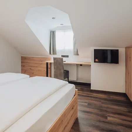 Feichter Hotel&bistro 2*